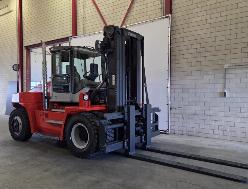 KALMAR DCE120-6 DIESEL HEFTRUCK MET TRIPLEX MAST SIDESHIFT EN VORKVERSTELLER