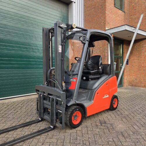 LINDE H16D-01 (391) 2009 DIESEL HEFTRUCK MET TRIPLEX MAST SIDESHIFT EN VORKVERSTELLER