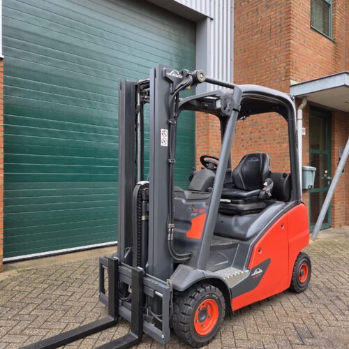 LINDE H18T-02 (391) 2017 LPG HEFTRUCK