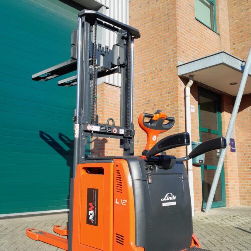 LINDE L12L AP STAPELAAR (133) 2015