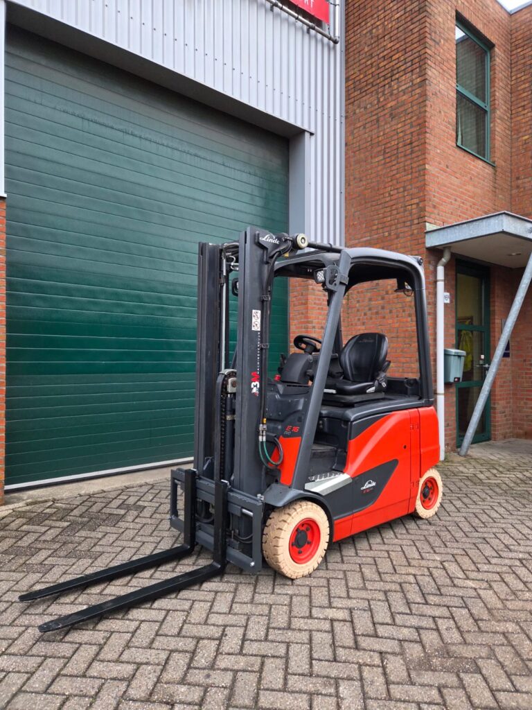 LINDE E16PH-02 (386) 2017 HEFTRUCK met NIEUWE batterij