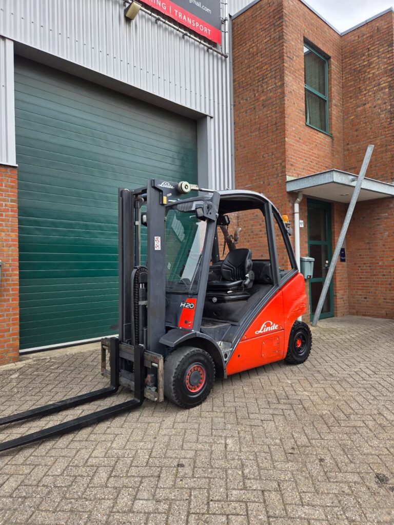 LINDE H20D (392) 2004 DIESEL HEFTRUCK