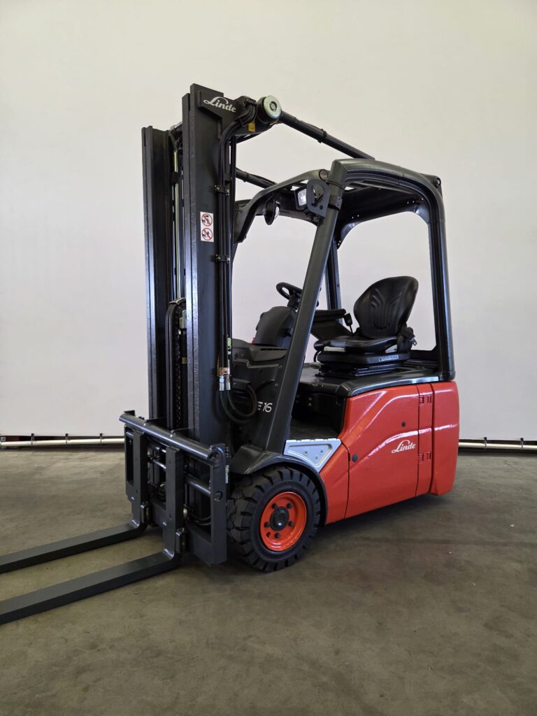 LINDE E16C-01 (386) 2011 HEFTRUCK MET BATTERIJ 2024 LINDE E16C-01 (386) 2011 HEFTRUCK MET BATTERIJ 2024
